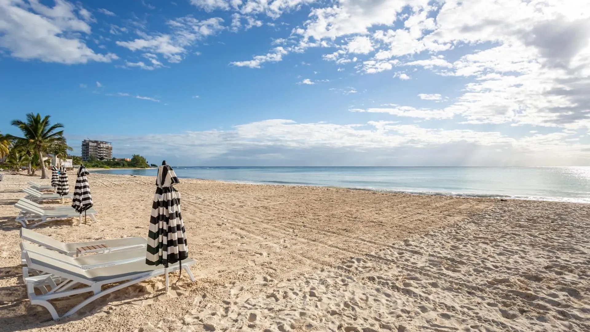 Casa Los Mares ocean front penthouse condo Playa del Carmen