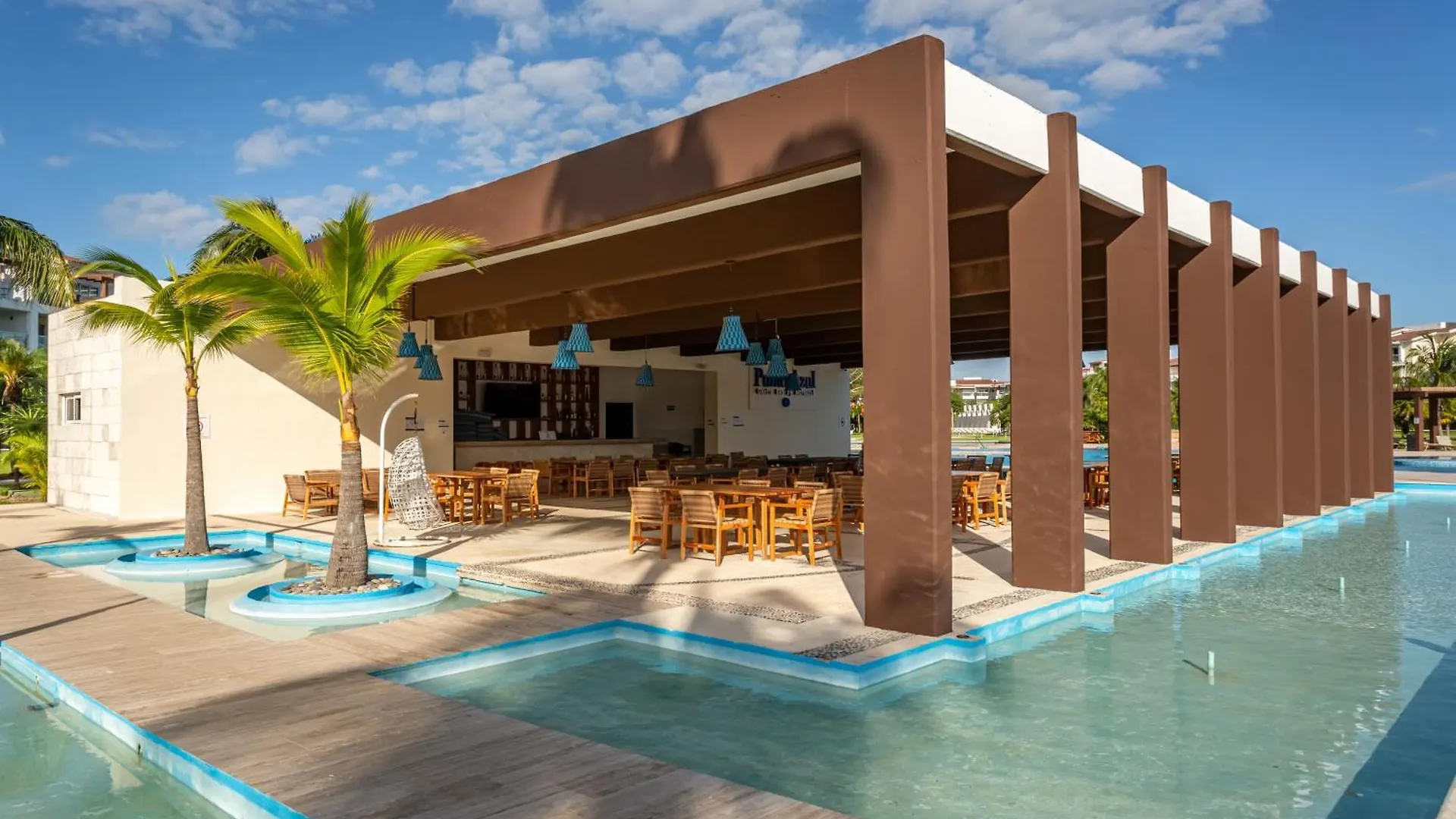 Apartamento Casa Los Mares ocean front penthouse condo Playa del Carmen