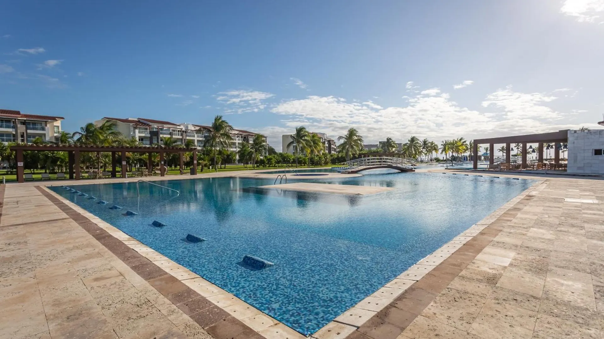 Casa Los Mares ocean front penthouse condo Playa del Carmen Apartamento